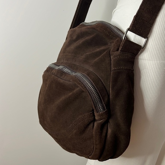 Sissi Rossi Brown Suede Large Zippered Crossbody Bag - Picture 6 of 11